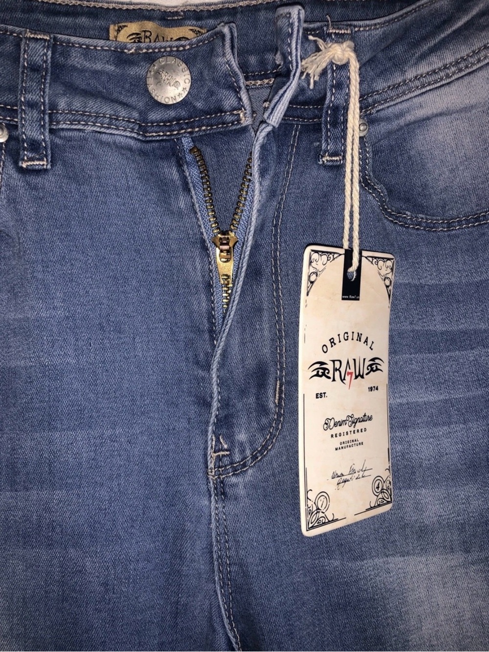 Women's Boyfriend Jeans in Classic Blue - Picture 4 of 7